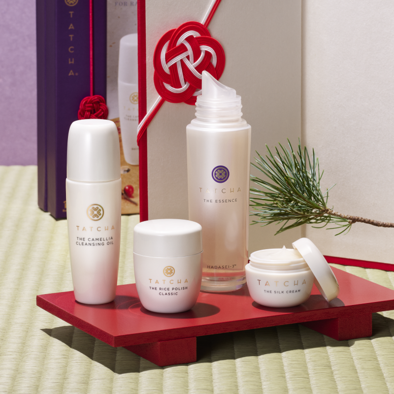 TAT22 HOL SB30057 L Japanese Ritual for Radiant Skin P Page Lifestyle landingpage